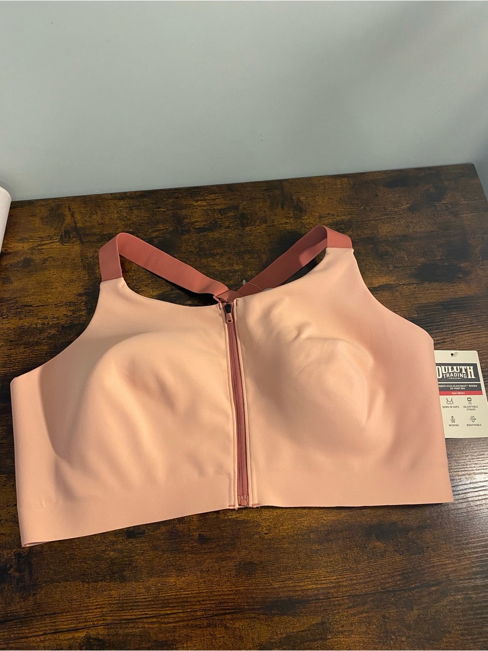 NWT Duluth Trading Co Peach Front-Zip Adjustabust Sports Bra